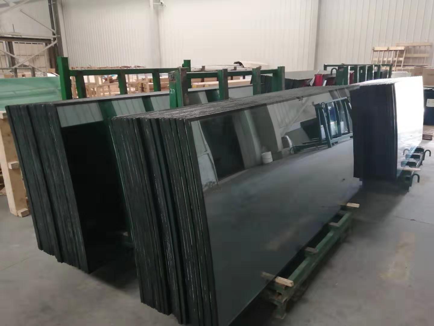 弧形烤漆玻璃来图来样按需加工定制各种颜色15mm弯钢烤漆玻璃