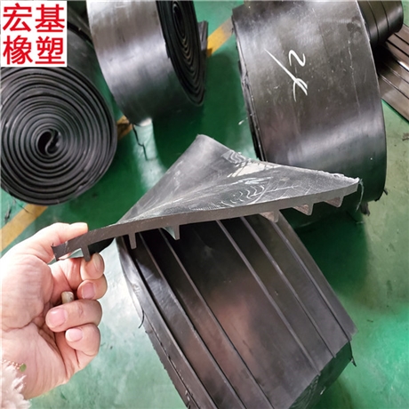 常州背貼式橡膠止水帶 300乘6背貼式橡膠止水帶廠家價格