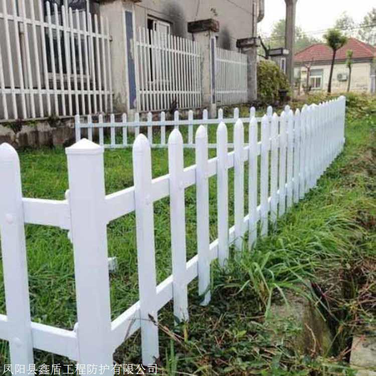 草坪围栏电话 草坪护栏价格报价 绿化围栏网