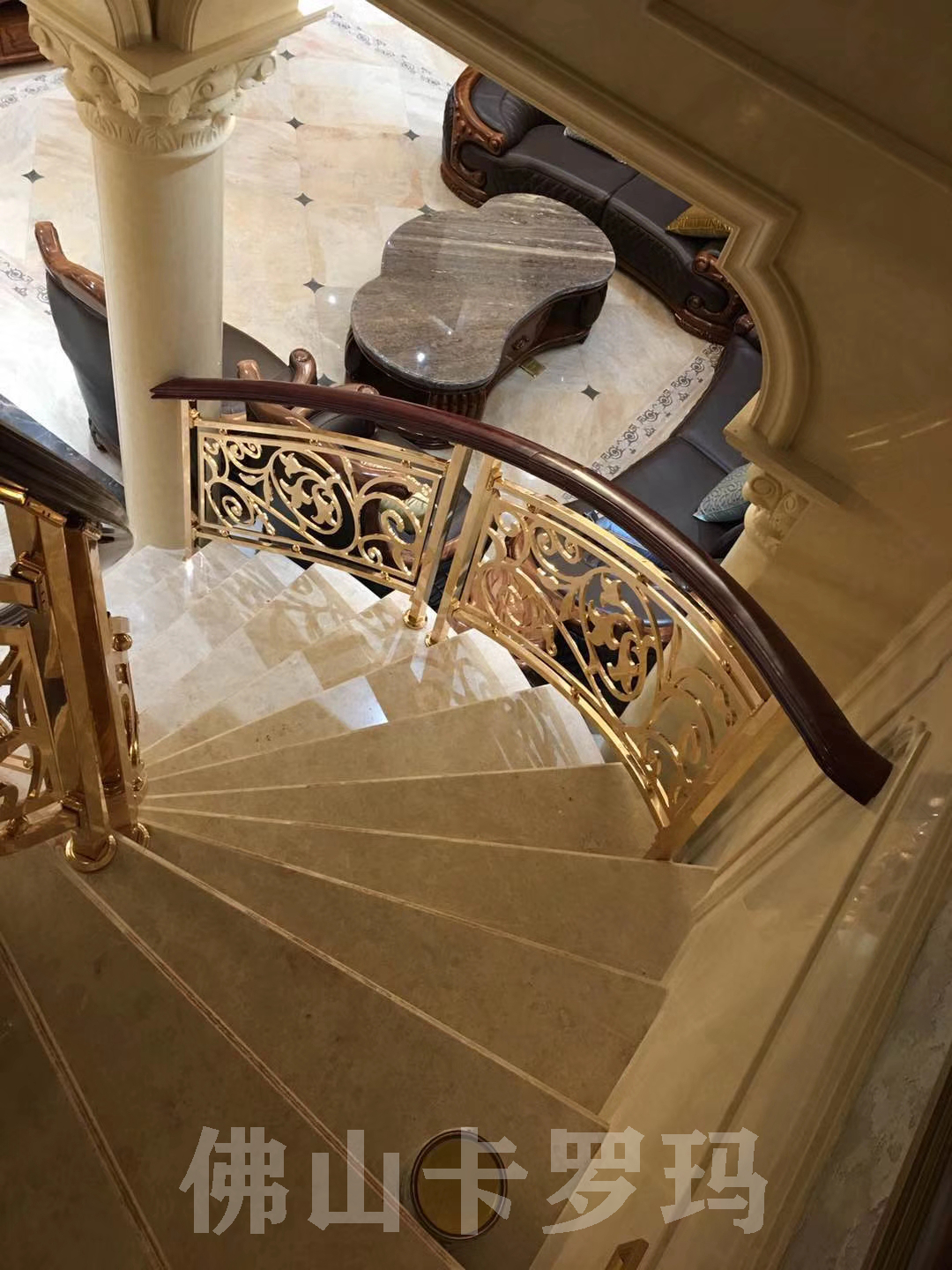 酒店时尚欧式铝雕花楼梯新款式订做