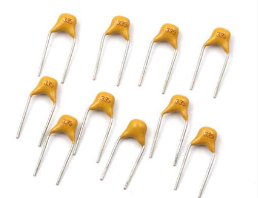 供应独石电容22122222322422550v脚距508mm