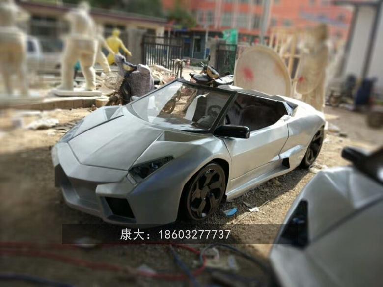云南康大雕塑不锈钢汽车模型雕塑镂空汽车雕塑制作