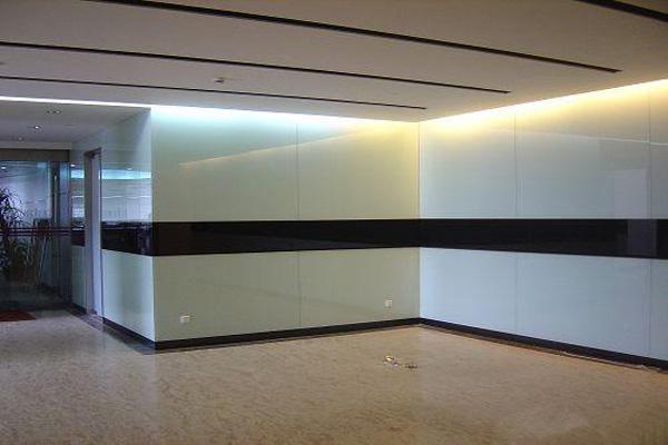 烤漆玻璃形象墙