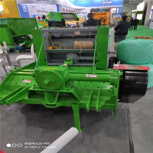 不及时清理会影响下次的秸秆打捆机的使用; 2,打捆包膜一体机