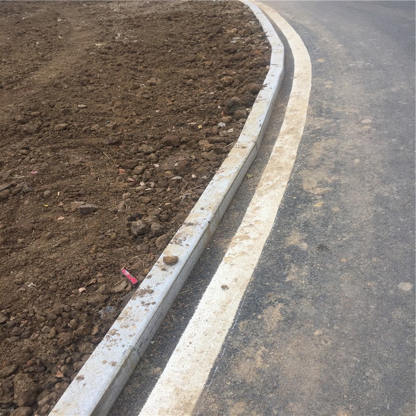 立石路牙石 芝麻白侧石_湖北鑫玉磊石材有限公司