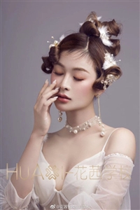 龙山新娘盘发化妆培训班-世纪色彩美妆培训