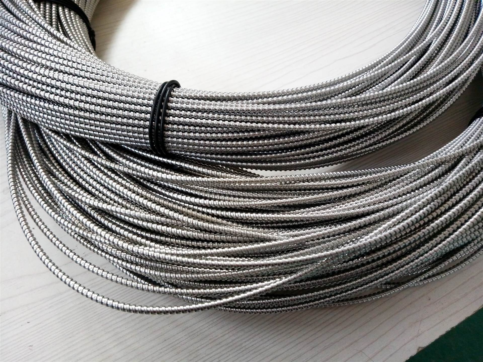 平凉保护光纤用304超小口径不锈钢软管单扣2.2不锈钢穿线管