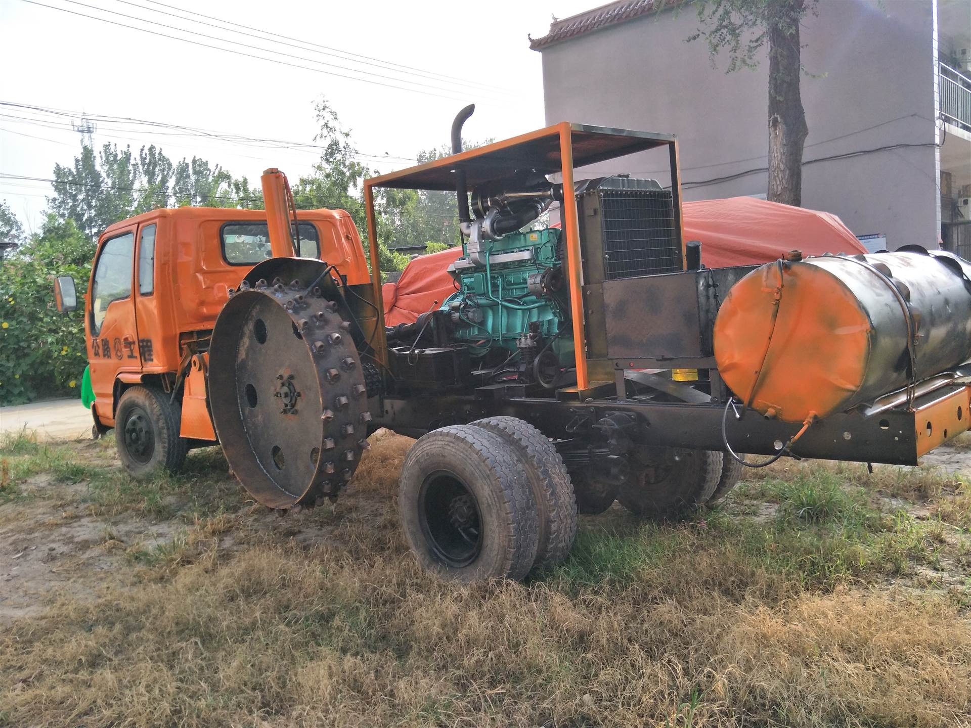 开沟机厂家路沿石开槽机路面挖沟机公路切边机