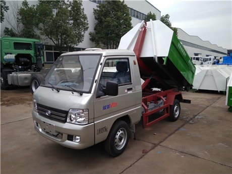 勾臂垃圾车 容积3方勾臂垃圾车