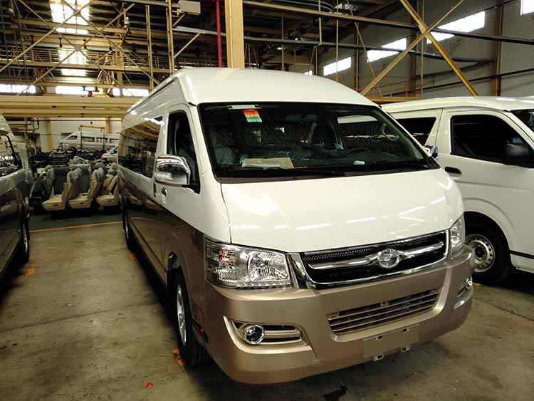 面包车客货车 二手面包车 二手客货车 出口非洲等 二手车出口公司