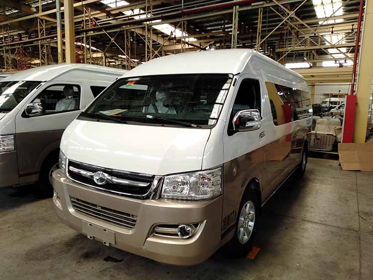 面包车客货车 二手面包车 二手客货车 出口非洲等 二手车出口公司