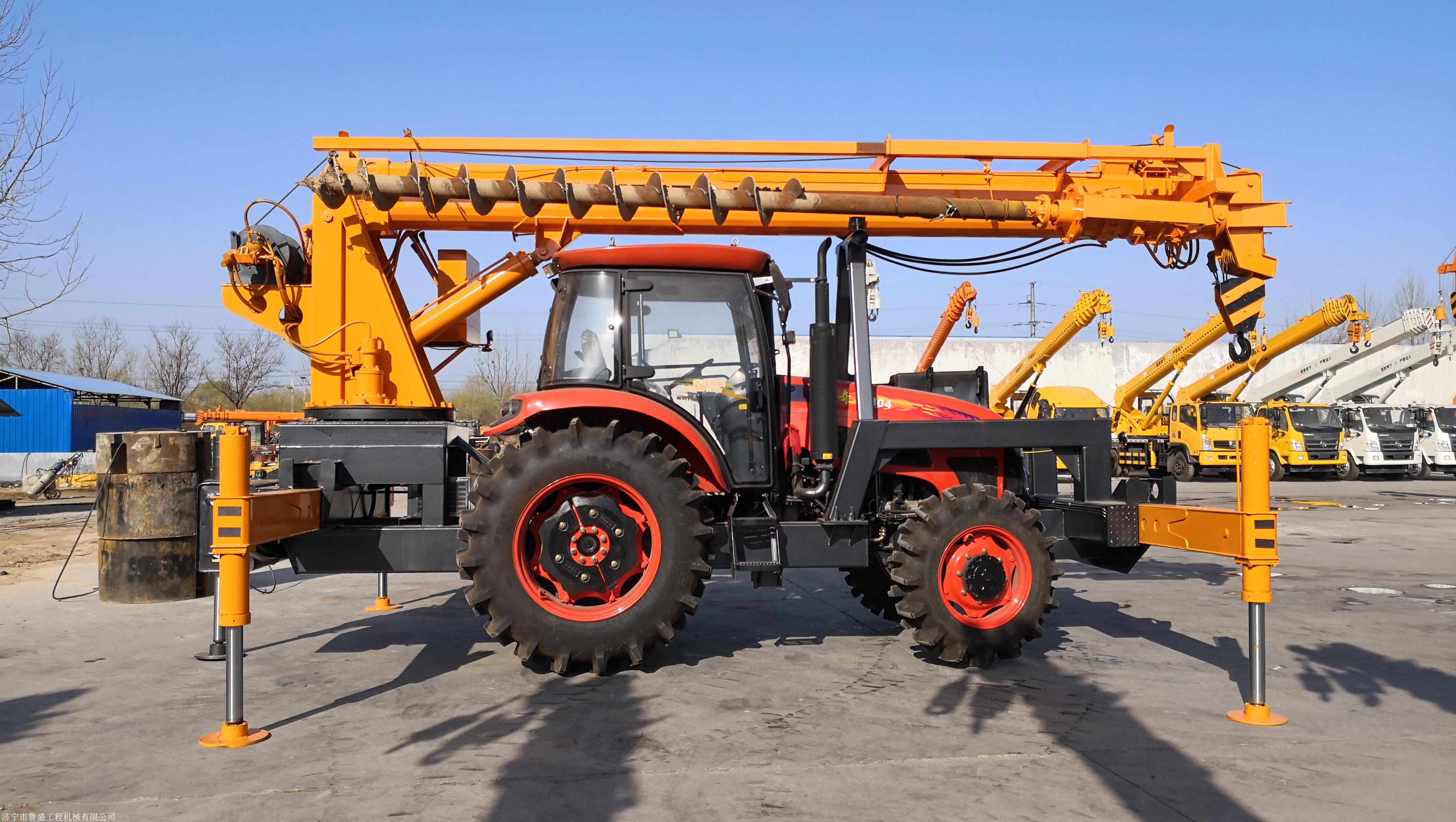 10吨拖拉机吊车运输电线杆吊车厂价直销