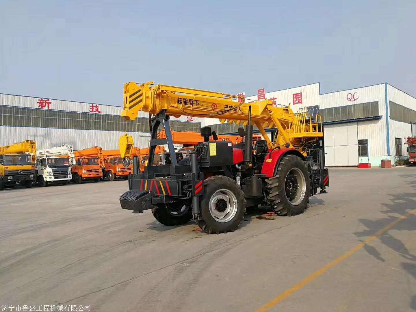 运输电线杆吊车10吨拖拉机吊车厂家定制