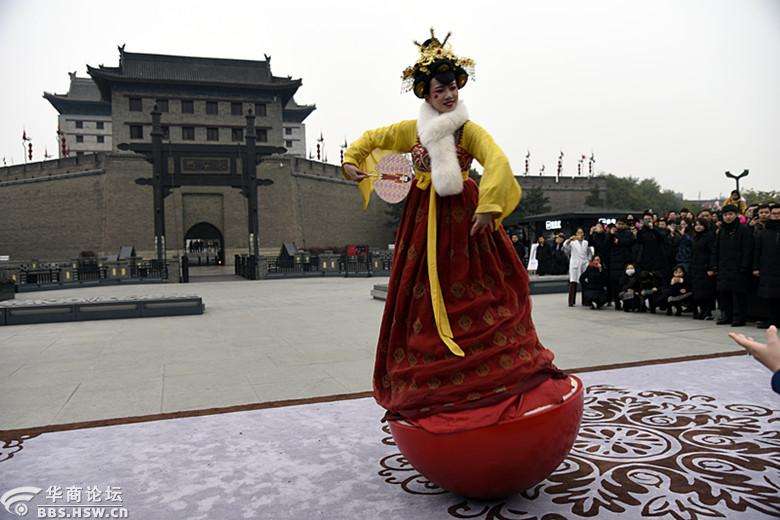 真人不倒翁价格网红不倒翁尺寸不倒翁厂家在哪里