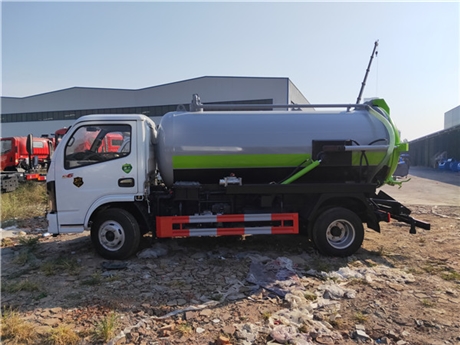 收集粪污畜禽粪便载重5吨10吨15吨污粪运输车