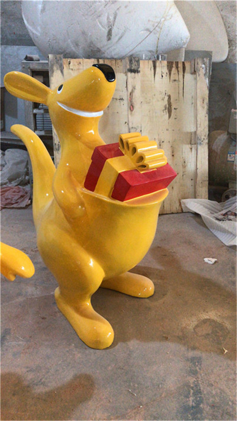 广州玻璃钢景观卡通雕塑 乐园动漫卡通雕塑