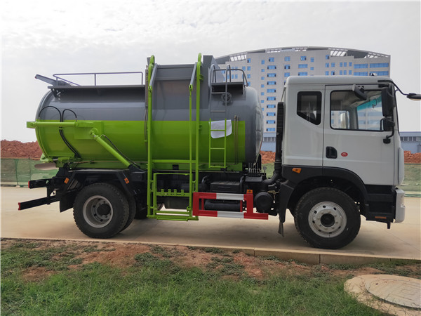 餐馆剩饭剩菜收集车-拉10吨餐厨垃圾运输车厂家