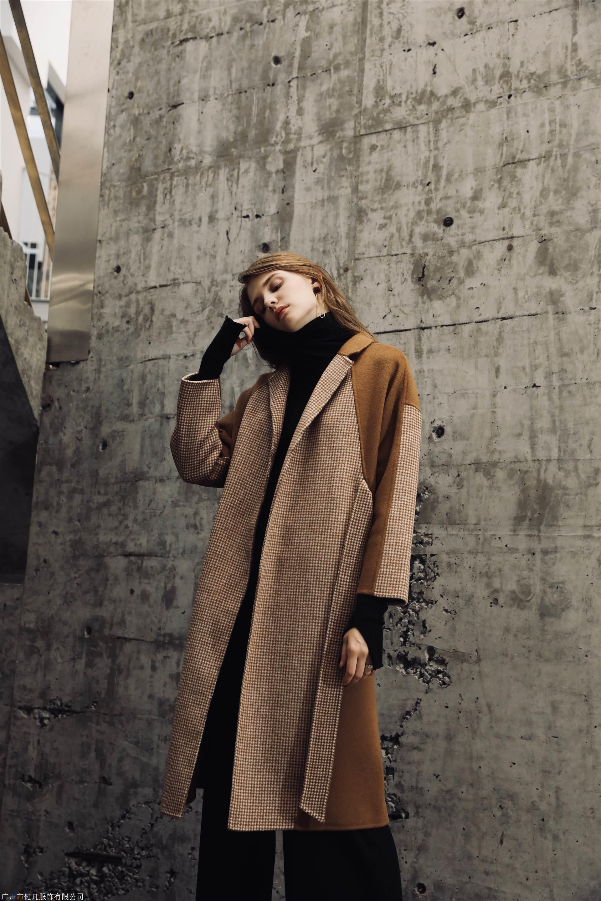 深圳品牌女装货源 秋冬女式上衣 毛呢外套 双面呢大衣 折扣女装