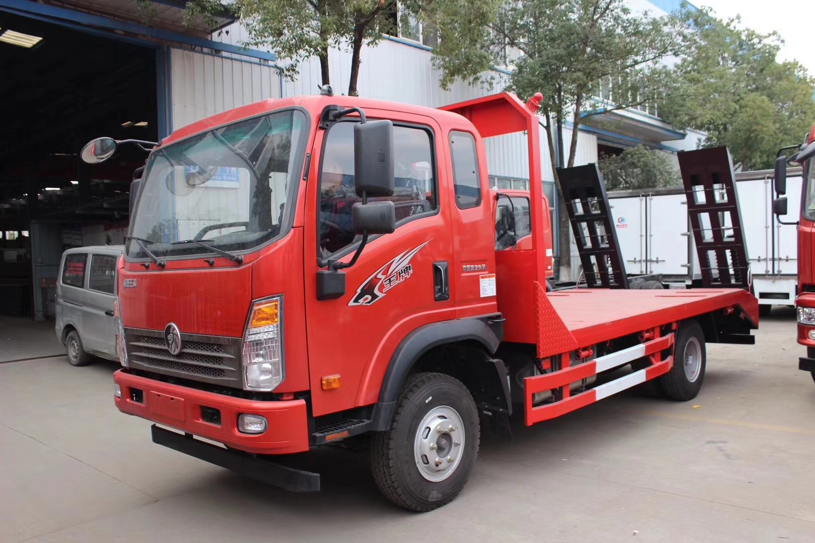 前四后八平板运输车找哪家