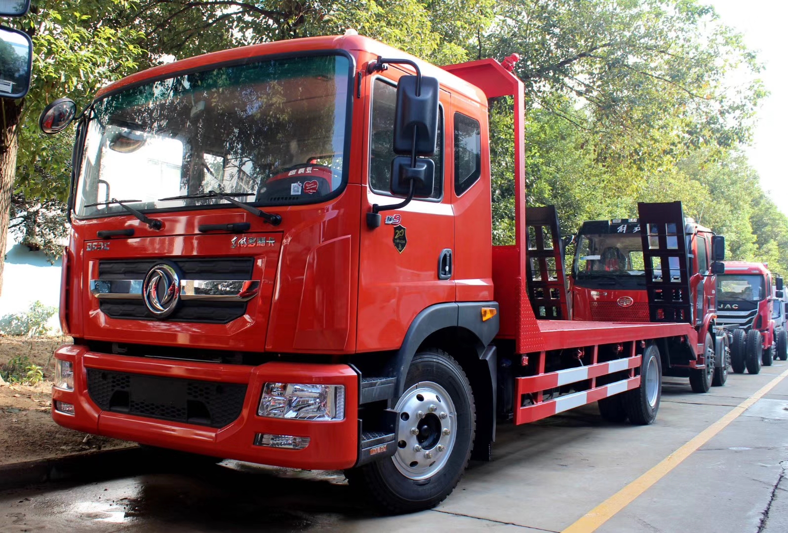 小三轴平板运输车哪里买