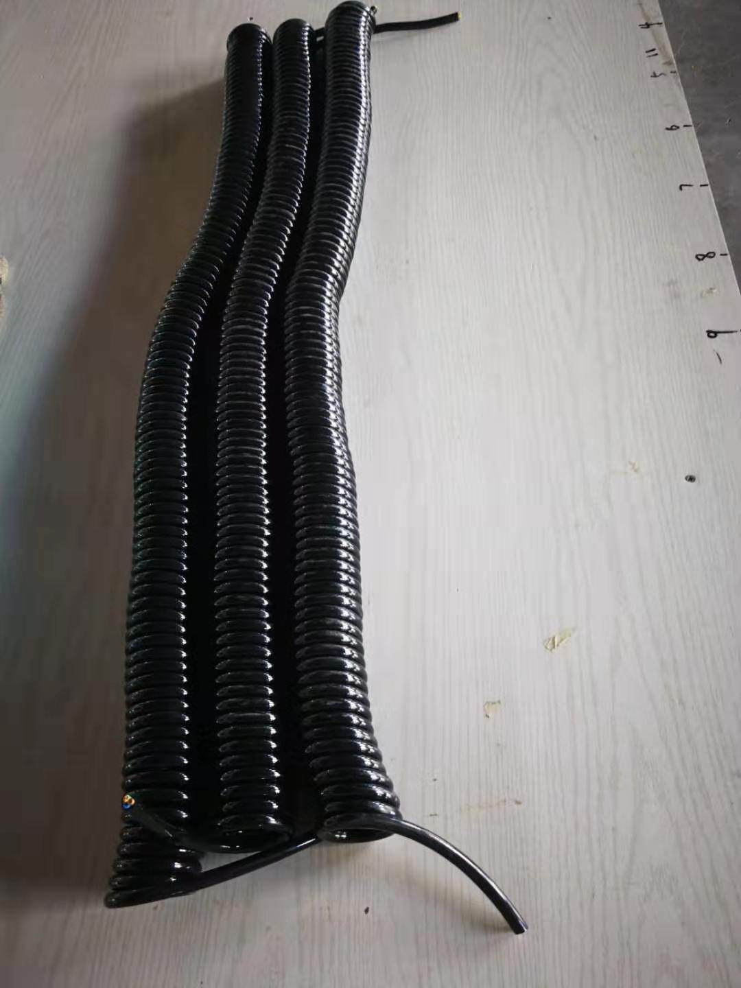 电磁吸盘用2芯16平方螺旋电缆起重机3芯25平方大圈弹簧线