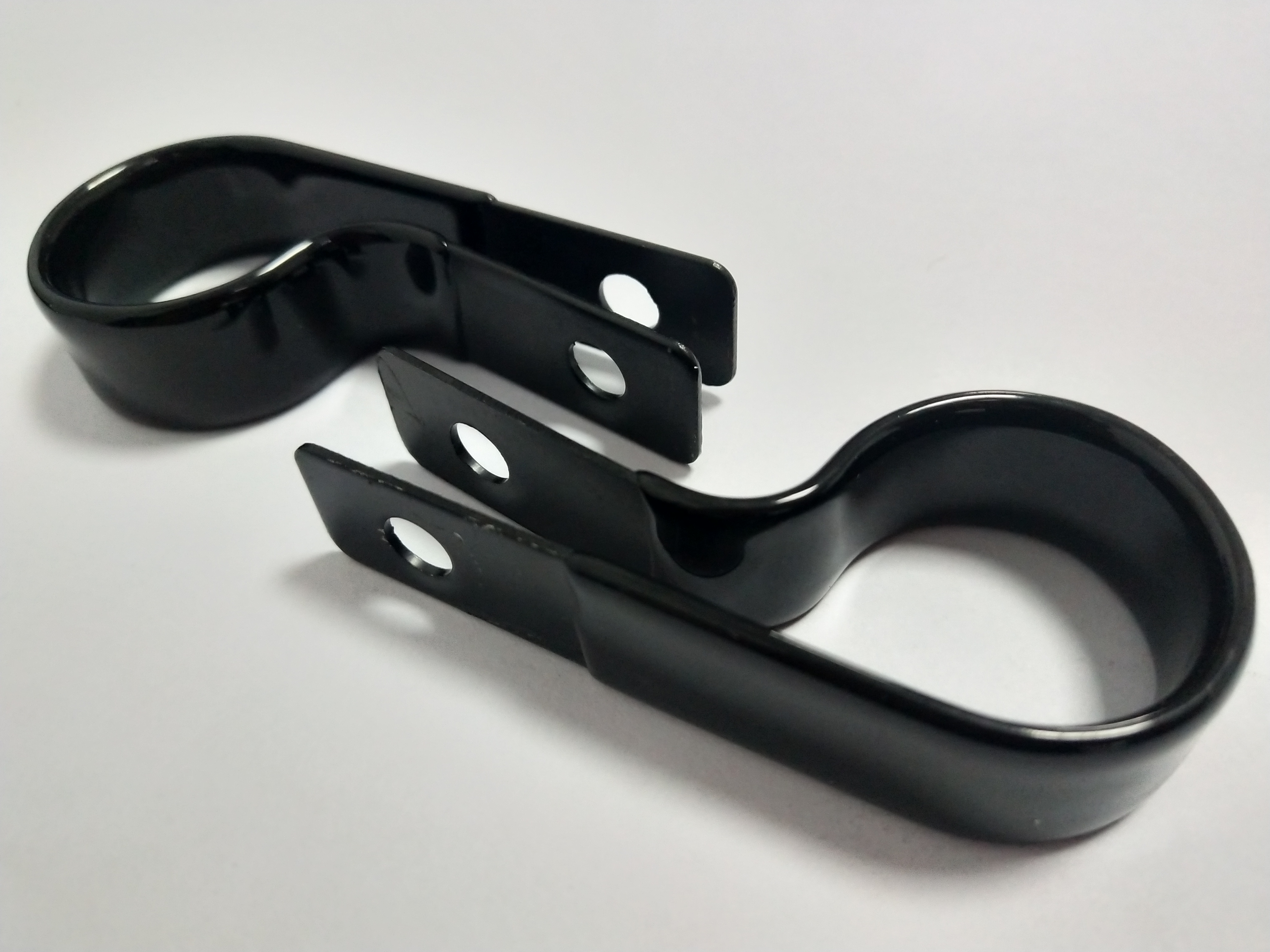 太原福莱通镀彩锌浸塑r型线夹10mm包胶线束紧固夹批发