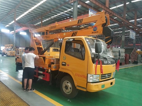 22米江铃高空作业车价位 路灯举升平台车 伸缩直臂高空车