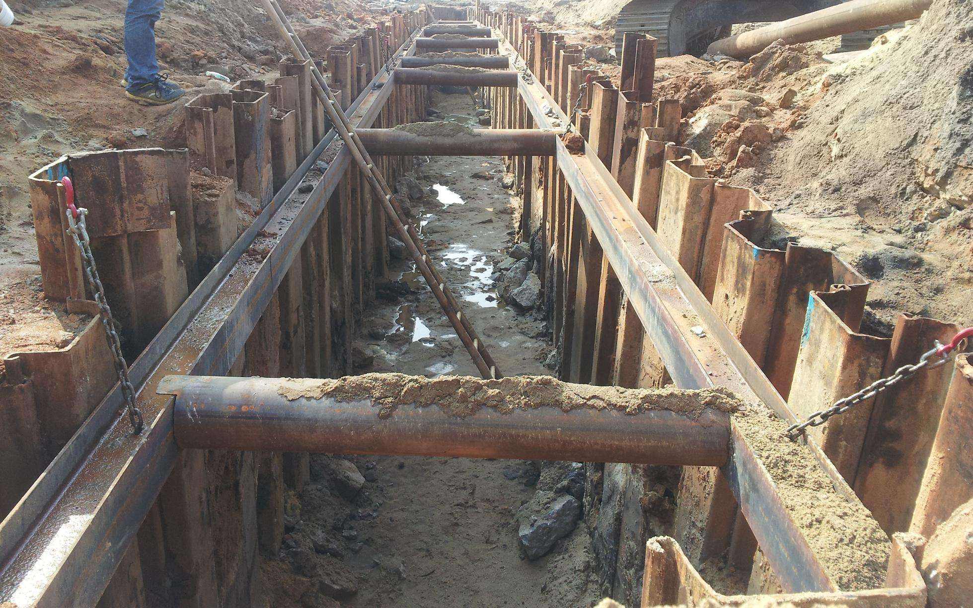 拉森iv型钢板桩参数