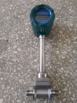 防震动涡街流量计,抗震涡街流量计,2吨锅炉蒸汽流量计