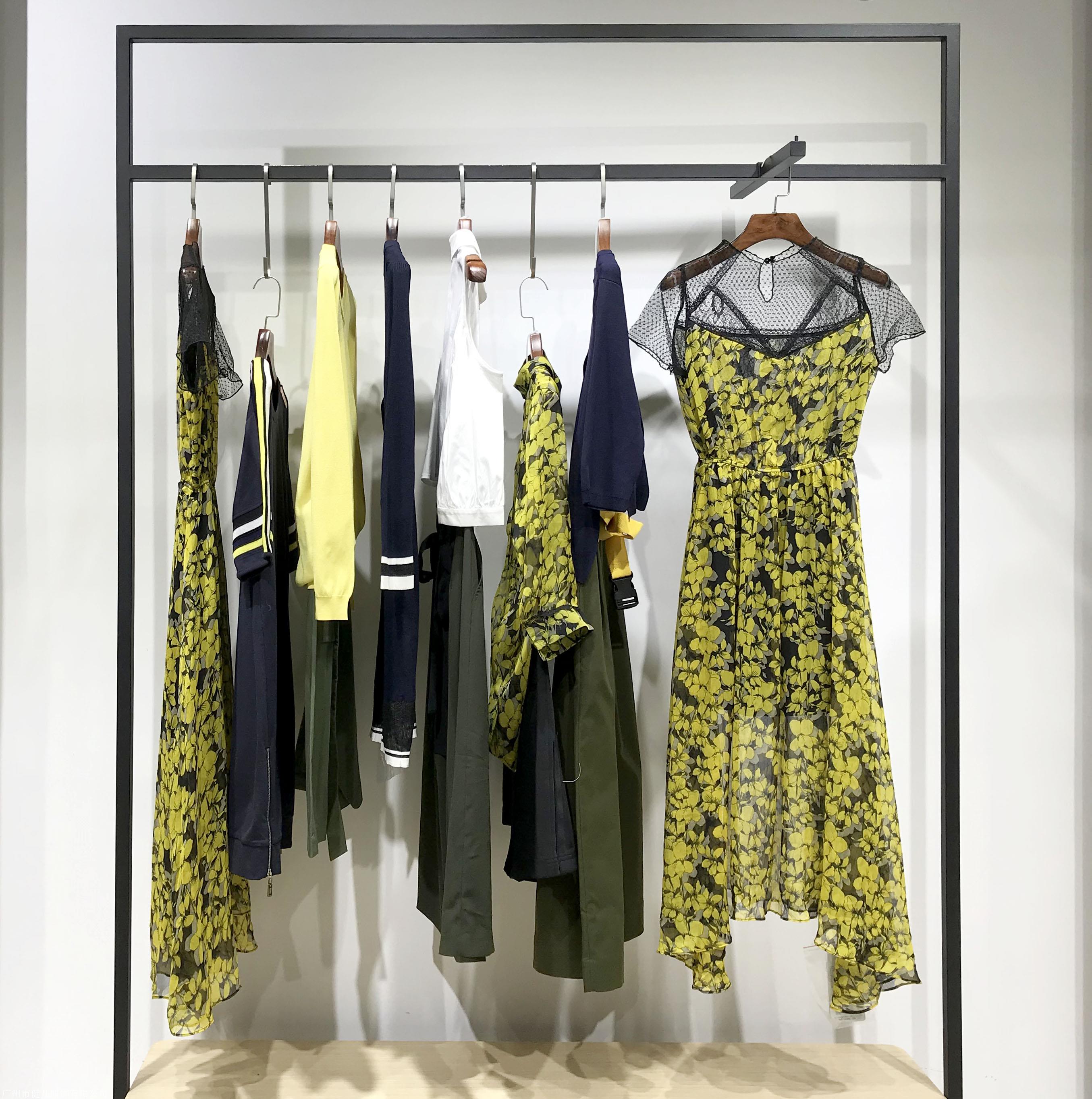 品牌折扣女装库存尾货 伊华欧秀春夏装 专柜换季女装走份批发