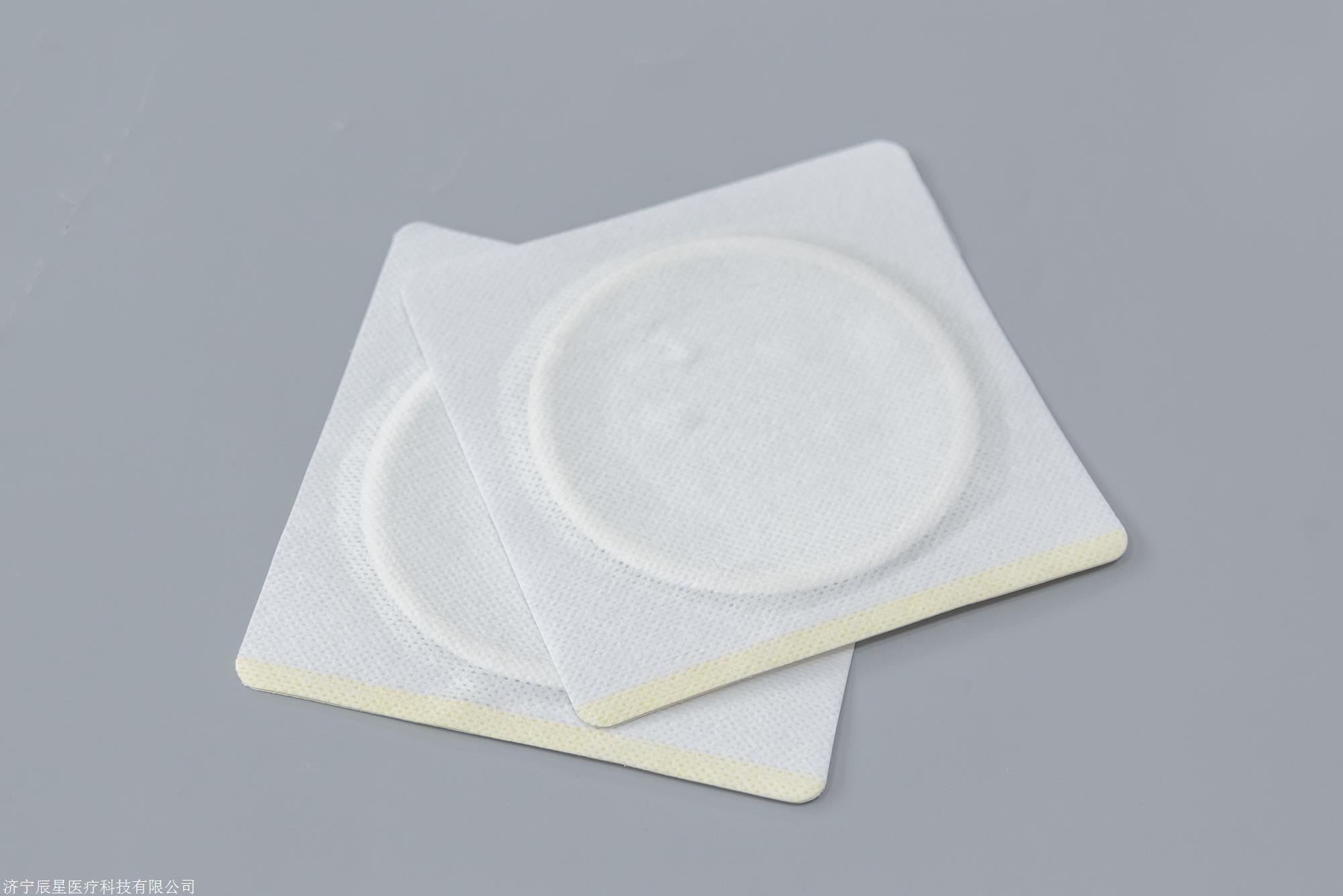 膏药的载体材料(基材)   产品成份:由无纺布,医疗用压敏胶,医用离型纸