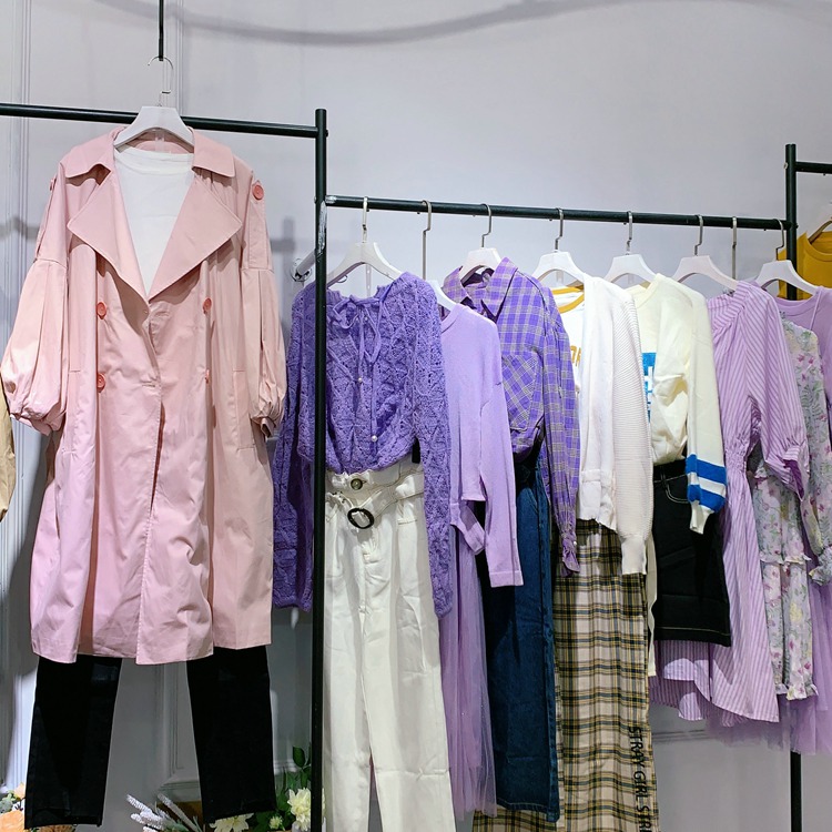 苏州流行时尚女装批发 优质女装货源 千葵服装折扣