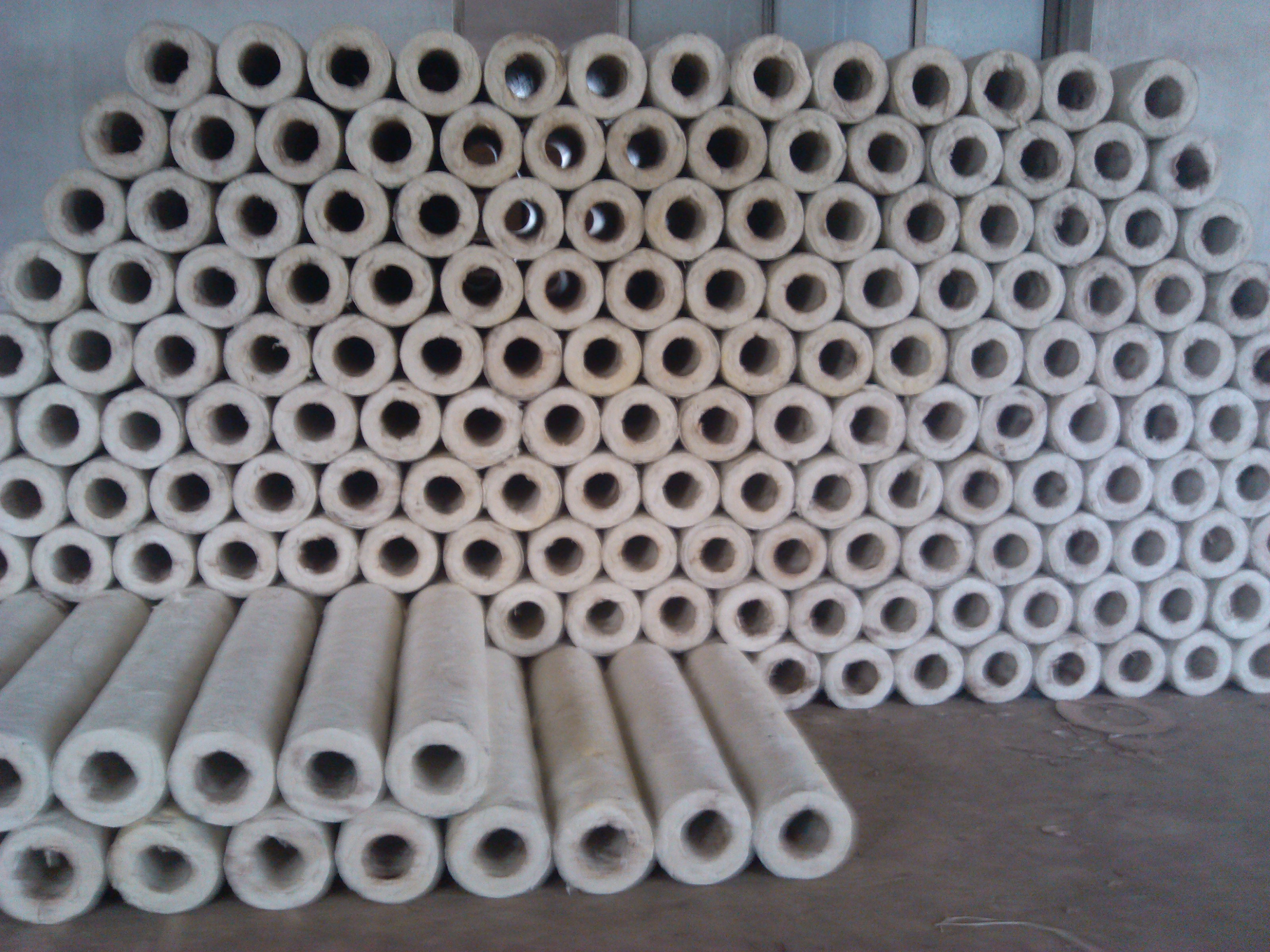 甩丝硅酸铝管壳