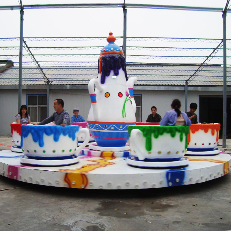 6杯旋转咖啡杯游乐设备 利鑫厂家直销 儿童转转杯 熊抱杯