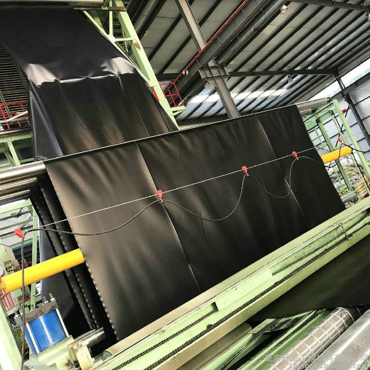 上海1.5mmHDPE土工膜厂家，双光面1.5HDPE膜施工、单糙面1.5HDPE