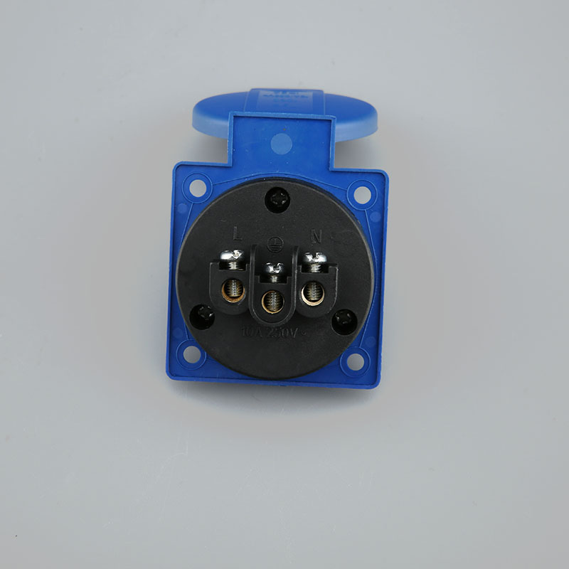 江苏五孔插座工业插座室外厂家