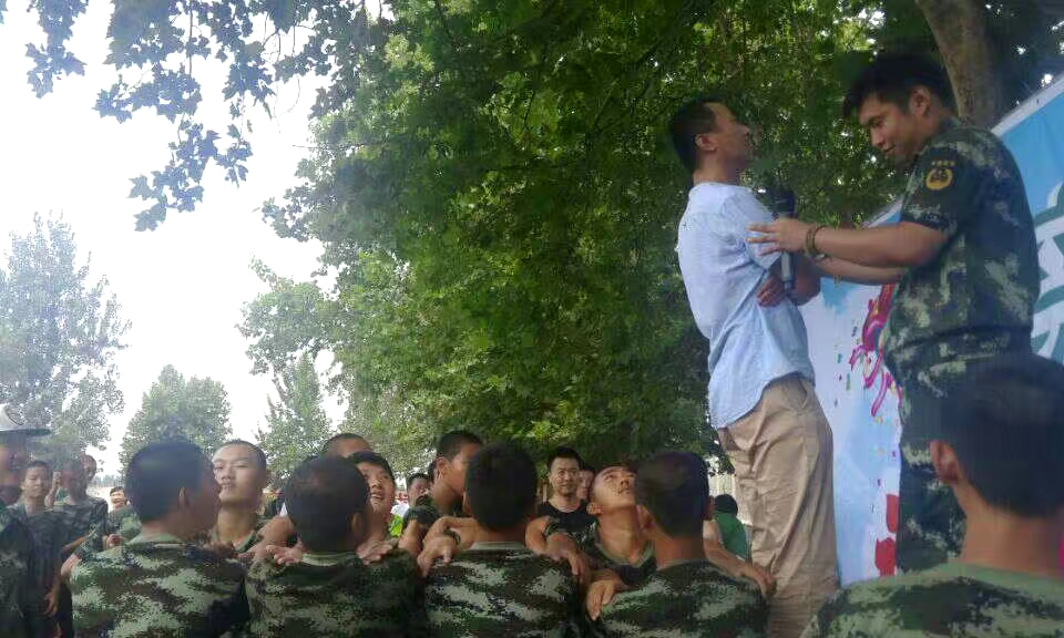 怎么引導調皮不聽話的中學生