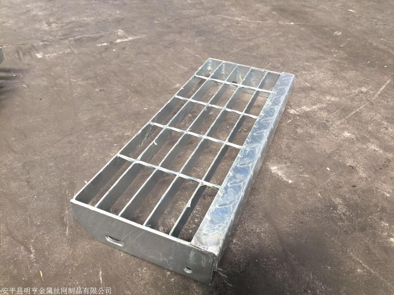 西安钢梯踏步板t1现货批发-g255镀锌踏步板价格-钢格栅t4踏步板