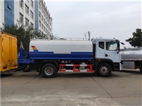 国六标准10方热水保温车