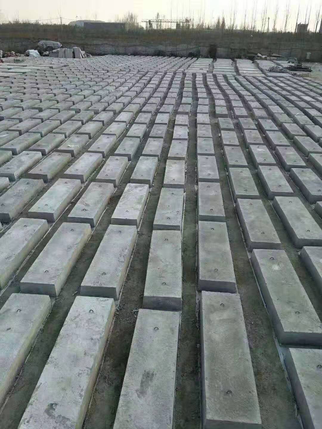 西安道沿石-西安路沿石-西安水泥盖板-西安楼板厂-西安卓越水泥制品