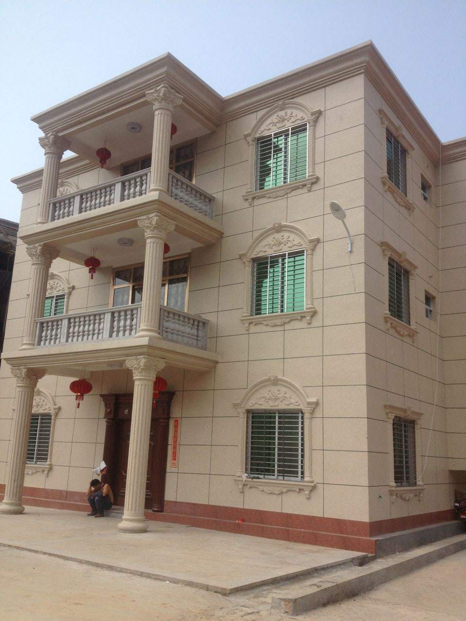 花岗岩圆柱底坐河南花岗石圆柱厂家地址