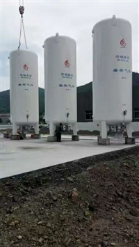 天然气储罐价格 立式60立方LNG储罐供应加气站 中杰装备供应
