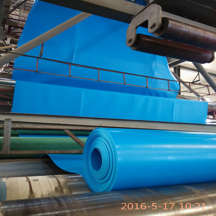 双光面2.0HDPE防渗膜焊接方法