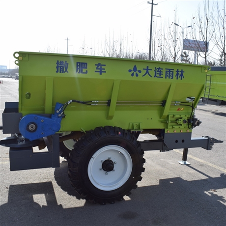 大连雨林2FS-2  拖拉机撒粪机 牛羊粪抛粪车