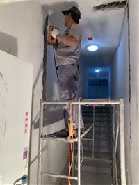 地下室地板后浇带堵漏如何解决