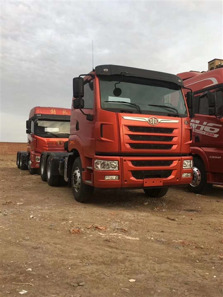 诚售库存解放天威牵引车