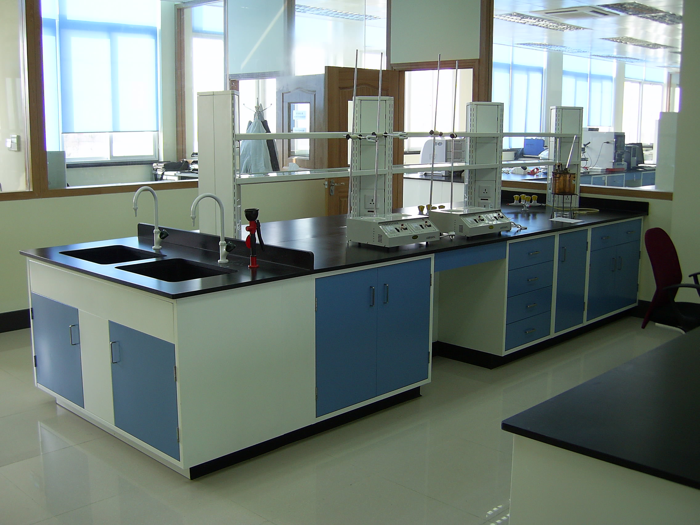 昭赛实验台中央实验台全钢实验台