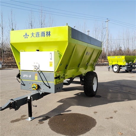 多功能撒肥机价格 大型拖拉机撒化肥机