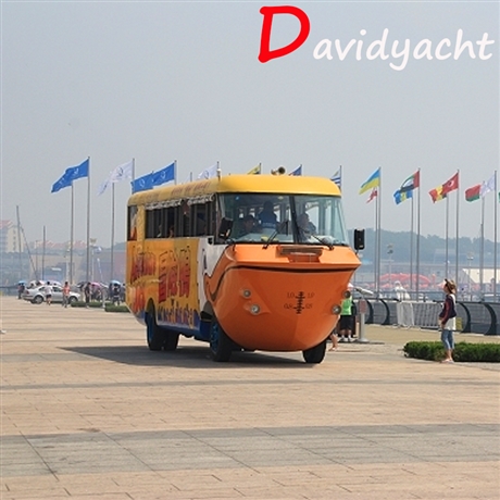 两栖巴士 冲浪鸭两栖巴士 冲浪鸭水陆两栖巴士 鸭子船 新家坡