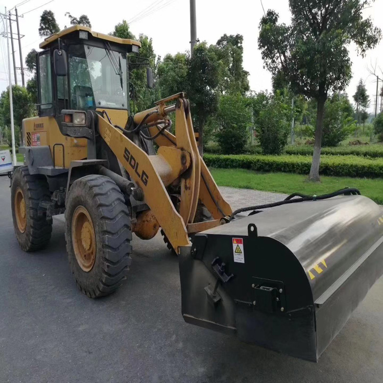 浙江剷車改掃路車水穩清掃車徐工剷車配清掃器